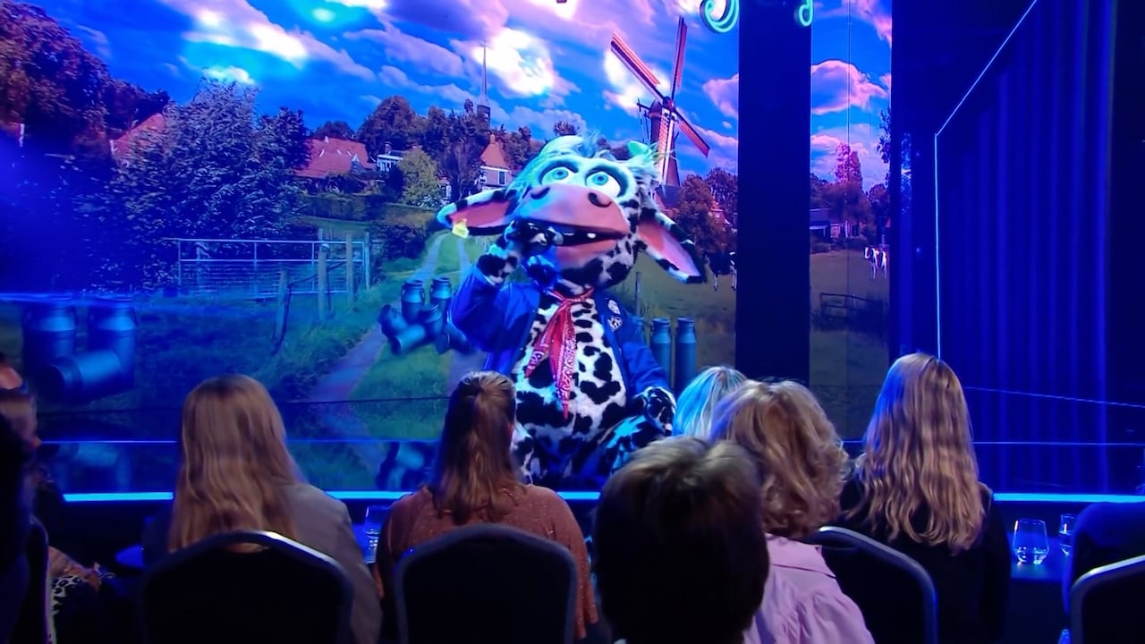 Hints over de Koe zorgen voor verdeeldheid bij panel en kijkers van The Masked Singer
