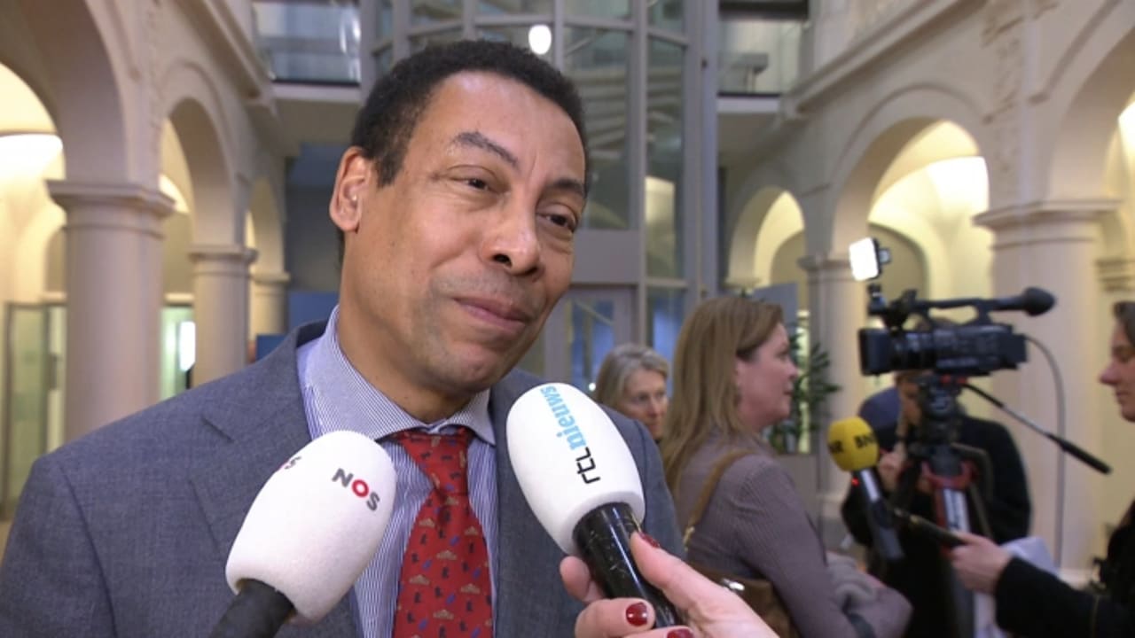 Minister Weerwind reageerde vorige week op de kritiek op de plannen: