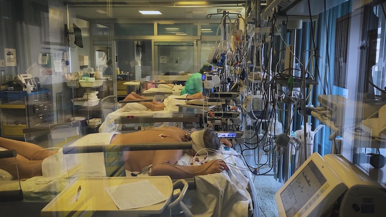 Op de intensive care in een Italiaans ziekenhuis heerst wanhoop: