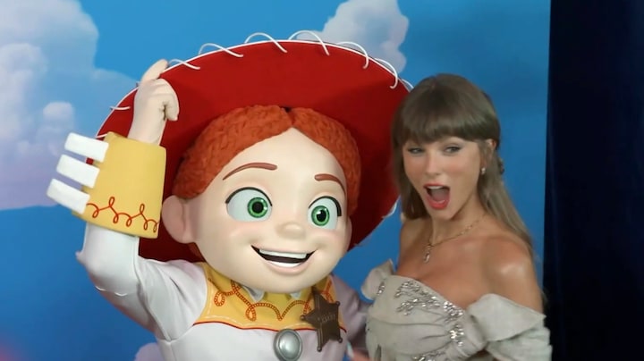 Taylor Swift steelt de show bij première van Toy S