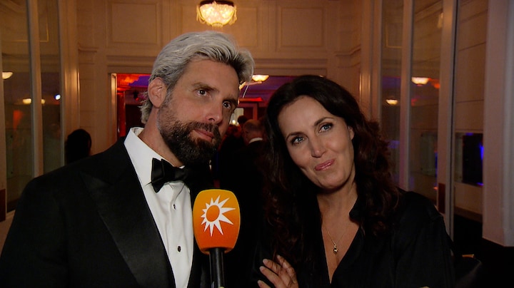 Kirsten Schilder moedigt Nick aan om internationale muziekdr