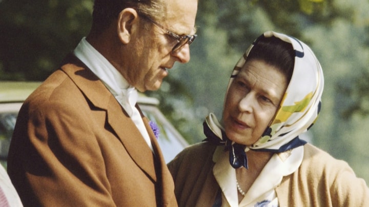Queen Elizabeth laat zich van andere kant zien in verboden documentaire