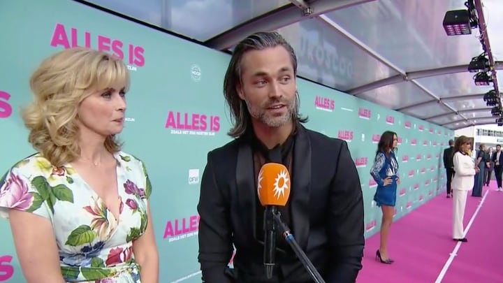 RTL Boulevard: Jan Kooijman uit de kleren voor boekverfilming Daphne Deckers (video)
