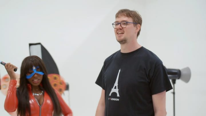 Beauty and the Geek-deelnemer wil muziek uitbrengen: 'Mensen vinden het leuk'