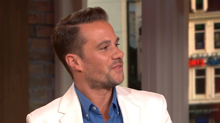 Caroline Tensen hoopt 'enorm veel te gaan keten' met kleinzoon James: 'We hebben hetzelfde sterrenbeeld'