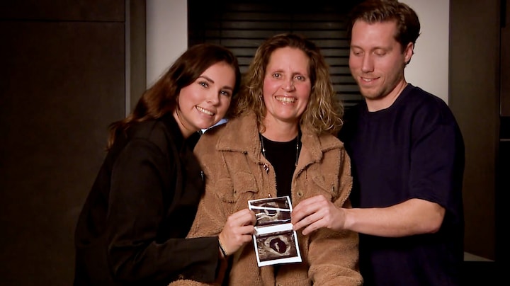 Angela (51) is zwanger van eigen kleinkind: 'Eerste poging meteen raak'