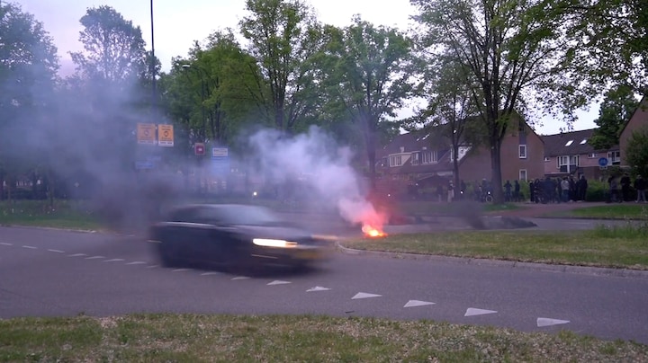 Arrestaties bij inmiddels dagelijks protest tegen noodopvang asielzoekers in Apeldoorn
