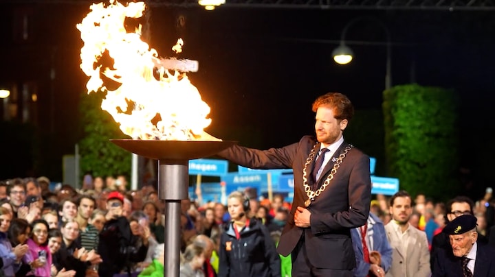 Bevrijdingsdag van start: vuur ontstoken in Wageningen