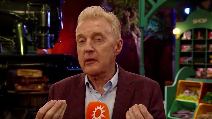 André van Duin geeft unieke rondleiding op set nieuw programma