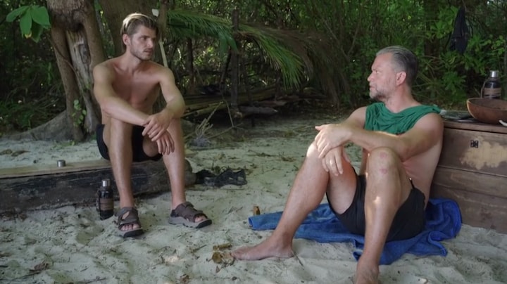 Twan Kuyper haalt uit naar Kevin Hassing in Expeditie Robinson-groepschat: 'Slang'