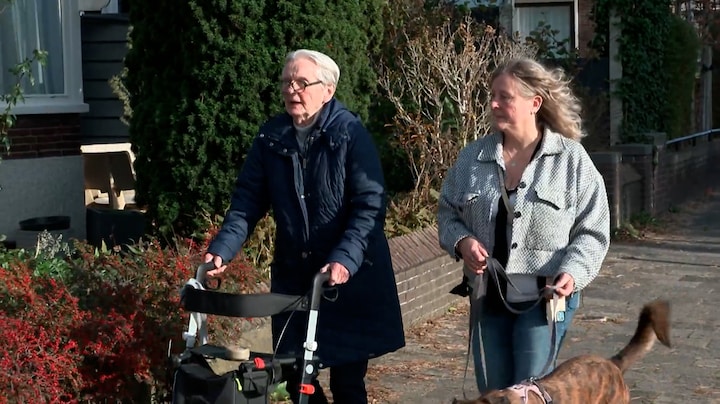 Zelfstandig van A naar B: dit kompas helpt mensen met dementie op straat