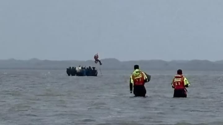 Zo werd groep onderkoelde wadlopers bij Ameland gered