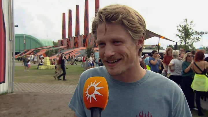 Lowlands vormt decor voor nieuwe film Campingflight to Paradise: 'Ik wil er ook tussen gaan staan'
