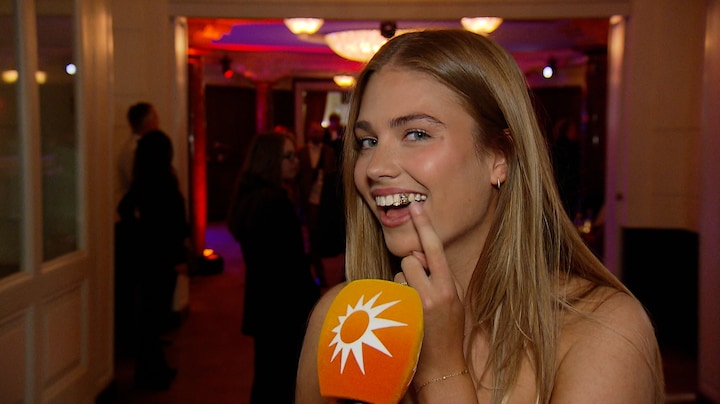 Roxy Dekker onthult: dit betekent haar opvallende grill bij 
