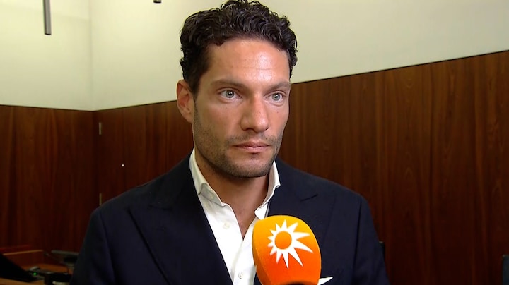 Advocaat Naomi blij met bevestiging Ronnie Flex over ruzie tijdens schrijverskamp: 'Steunbewijs staat nog steeds overeind'