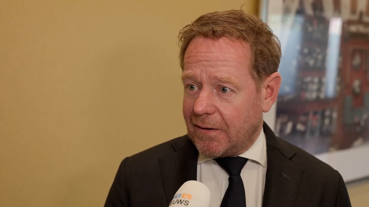 Kamer woedend over misbruikbeelden: 'Georganiseerd seksueel 