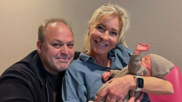 Frans Bauer zat er 'helemaal door' bij eerste ontmoeting met kleinzoon: 'Het een nieuw doel'