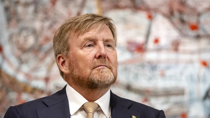 Koning Willem-Alexander kijkt eerste WK-duel van Oranje in b