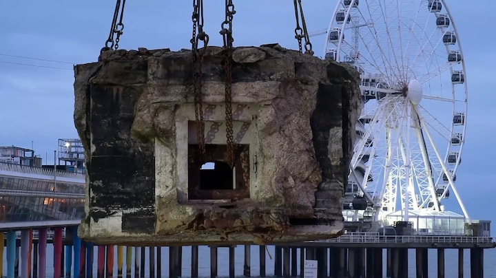 80.000 kilo zware bunker verplaatst in Scheveningen