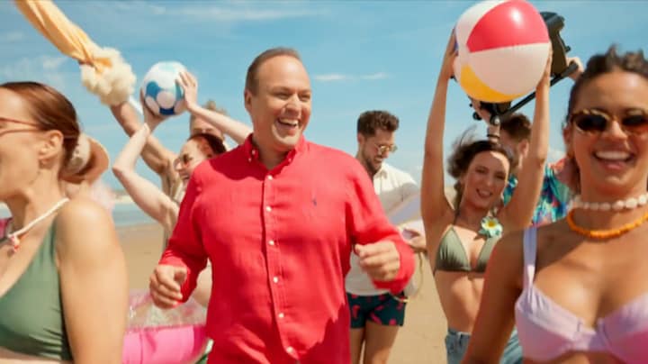 Primeur: nieuwe beelden videoclip Frans Bauer