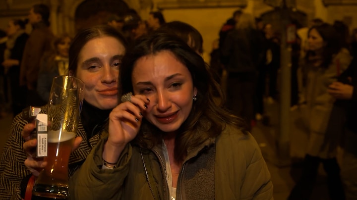 Grote vreugde bij Magyar aanhangers in Boedapest: 'Europa we zijn terug'