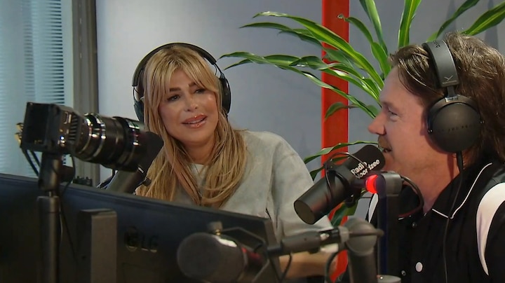 Estelle Cruijff vervult meisjesdroom in radioprogramma met Johnny de Mol: 'Moest in mijn wangetjes knijpen'