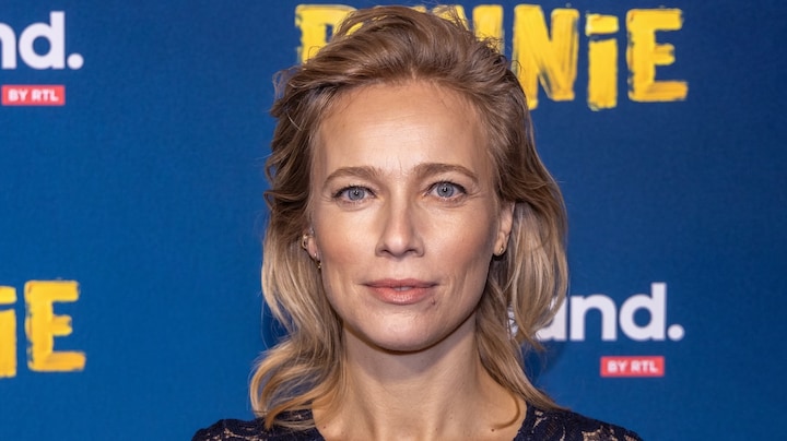 Jennifer Hoffman dolgelukkig in tweede trimester van zwangerschap: 'Liefde en energie over'