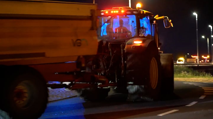 Boeren gaan in Nijkerk de weg op om stikstofplannen kabinet