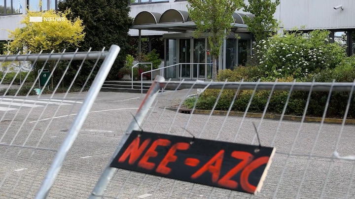 'Bestrijd elkaar met woorden, niet met stenen', zegt burgemeester Loosdrecht