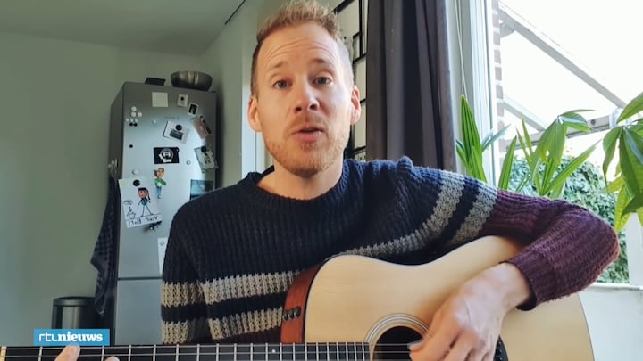 Meester Bart brengt ode aan thuisonderwijzende ouders