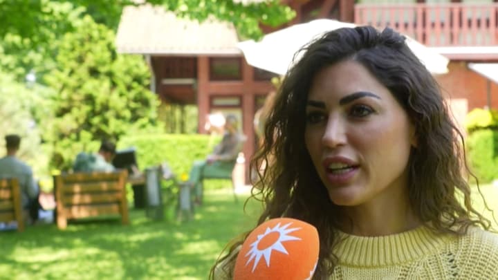 Yolanthe Dolblij Met Zoontje Xess Op De Set: 'Helemaal Geweldig' | RTL.nl