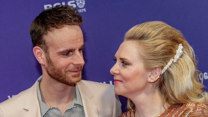 Liefdesleven Jelka van Houten weerspiegeld in nieuwe romcom Hond & Ik: 'Nep Henry'