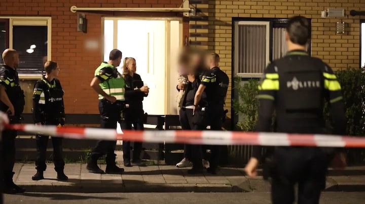 Buurtbewoners recht op in bed na knallen en commotie bij woning in Heerhugowaard