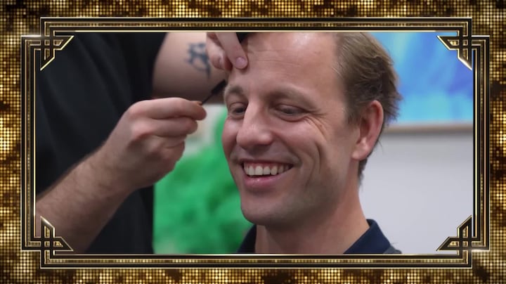 Michel Mulder na 10 jaar zonder baard voor drag transformatie in Make Up Your Mind