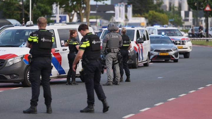 Meerdere mensen neergestoken in bedrijfspand Heerhugowaard