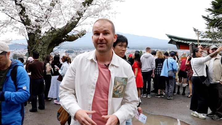 Uren in de rij voor perfect plaatje: toeristen verstoren rust in Japan