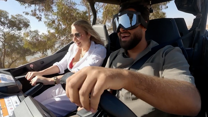 Beate beleeft ongemakkelijk moment tijdens buggy-date in De Bachelorette: 'Hij denkt dat ik een grapje maak'