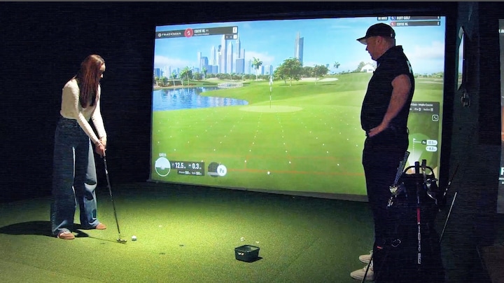 Dit is het nieuwe bowlen: indoor golf verovert snel plek als uitje