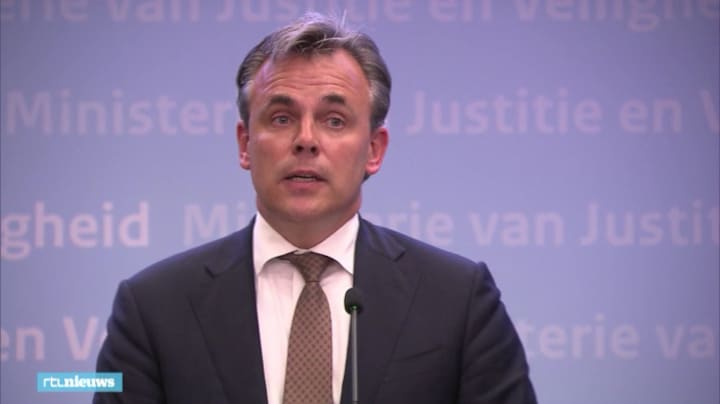 Staatssecretaris Harbers verwacht te moeten opstappen