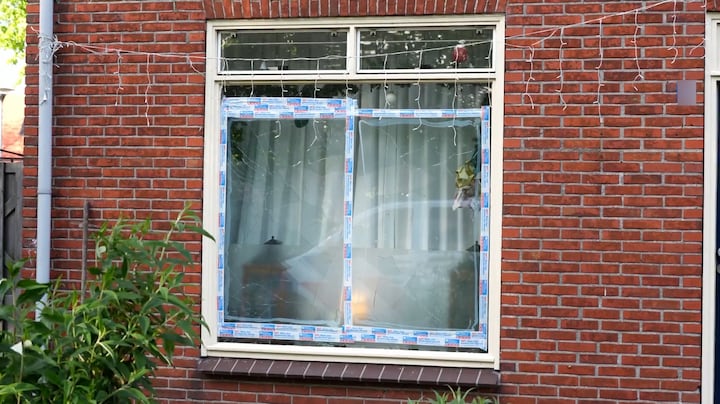 Ruiten vernield bij mogelijk huis van moeder uit mishandelingszaak in Stadskanaal