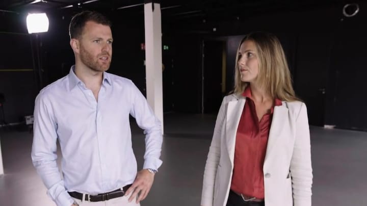 Kelly de Vries: ‘Een eer dat mijn vader door Nederland als held wordt