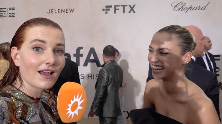 Verslaggever Laïs door Rose Bertram uitgenodigd op een 'secret after-party'