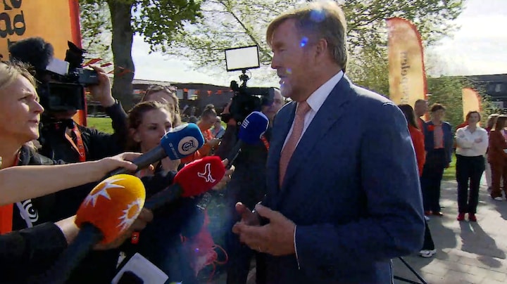 Koning Willem-Alexander steekt de loftrompet over de Koningsspelen in Zeewolde: 'Goede sfeer'