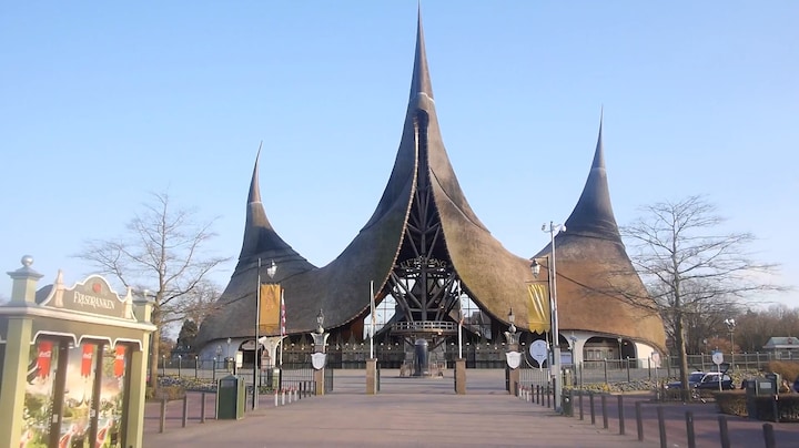 Efteling-ezel komt uit de kast: 'Val op prinsen, niet op prinsessen'