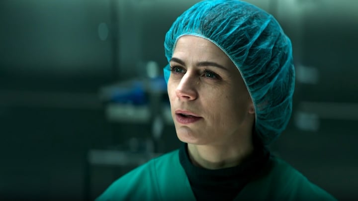 Elise Schaap oefende met snijden in dode lichamen voor nieuwe serie Dood Spoor: 'Bijzondere voorbereiding'