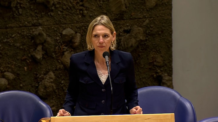 Minister Sterk over kindermishandeling Stadskanaal: 'Hoe hebben we zo kunnen falen met elkaar?'