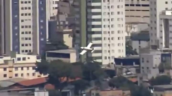 Vliegtuigje crasht tegen flatgebouw in Brazilië