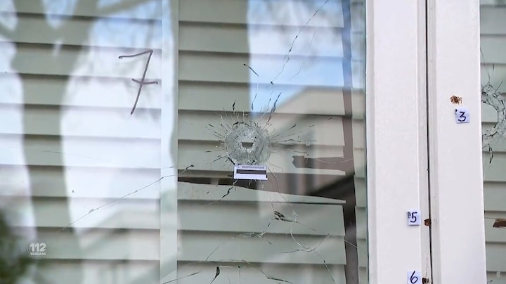 Mannen in zwarte hoodies beschieten huis in Empel met meerder vuurwapens