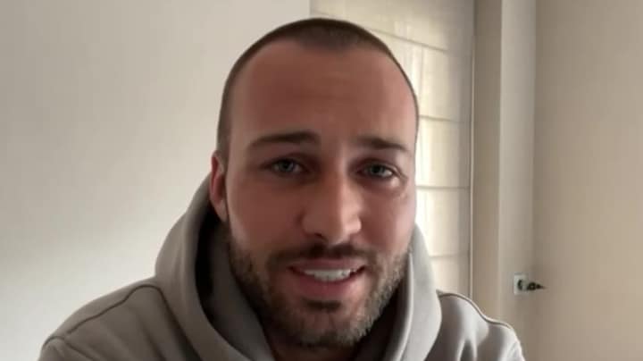 Slapeloze nachten voor Dave Roelvink na komst zoontje: 'Vrij pittig'
