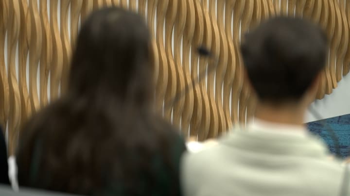 Nabestaande: 'Drie families zijn stukgegaan omdat jij naar stemmen luisterde'